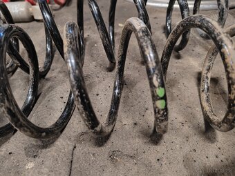 Zadné pružiny Golf 4 - 3