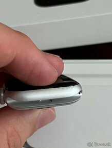 Apple Watch SE 2 40mm Nepoužívané 100% batéria Silver - 3
