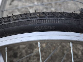 Predám set kolies 28x1.75 Velosteel + MITAS - 3