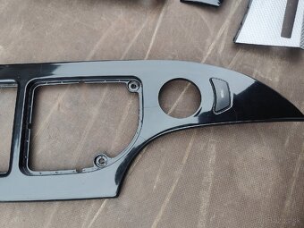 Dekory ( zvyšné ) BMW E60 predfl eu verzia - 3
