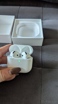 Apple AirPods 4 - 3
