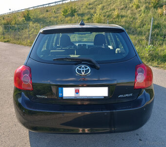 Toyota Auris 1.6 I Dual VVT-i Terra Cool - 3
