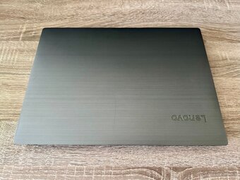 Lenovo V330 14", Intel Core i5, 12/256GB SSD, Win 11 Pro - 3