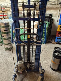 Vysokozdvižný paletový elektrický vozik - 3