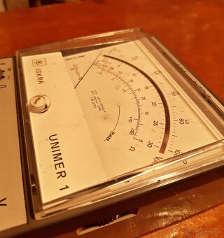 Funkční multimetr Iskra UNIMER 1 z roku 1972 - 3