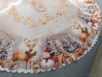 Vianočný zlatý teflonový obrus - 3
