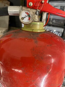 hasiaci pristroj - 3