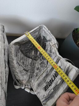 Hokejová brankárska lapačka a vyrážačka Bauer - 3