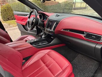 Maserati Levante Q4 - 3