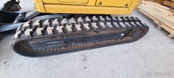 CAT 302.7 - 3