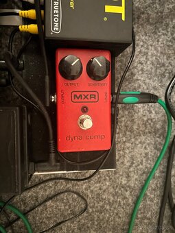 Predam gitarove efekty Dynacomp, Phase 90, Fuzz Factory - 3