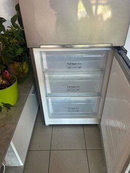 Predam chladničku Samsung - 3