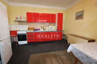 Nová cena:Rodinný dom a 1200m2 pozemok - 3