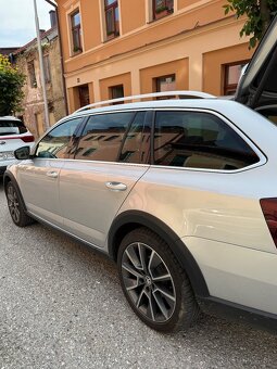 Škoda Octavia Scout 12/2019 2.0 DSG 4x4 - 3