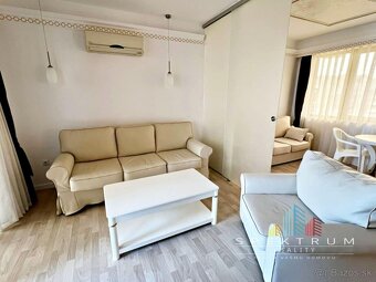 SPEKTRUM REALITY- NA PREDAJ- 2-izbový apartmán v Rezort Gold - 3