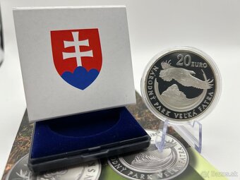 20€ Veľká Fatra 2009 proof s podpisom autora na prebale - 3