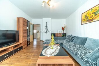 GESTTO | 5-IZBOVÝ RD NA PREDAJ | HRNČIAROVCE NAD PARNOU | 10 - 3