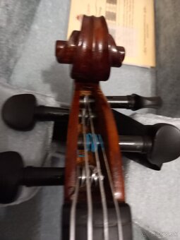 Predám staršiu voiolu s výbavou - 3