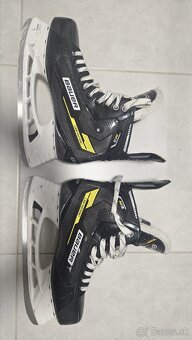 Bauer S22 Supreme M3 Senior 8D - 3
