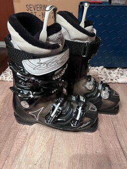 lyziarky Atomic vel. 38-38,5 - 3