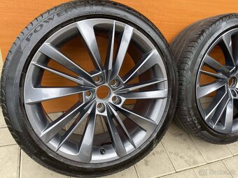 ACAMAR orig.skoda Superb3V  5x112  8j x19 ET 44 VW - 3