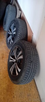 Octavia pneumatiky R15 5x112 nove gumi cena dohodou - 3