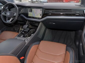 Volkswagen Touareg 3.0 TDI 4M R-LINE - 3