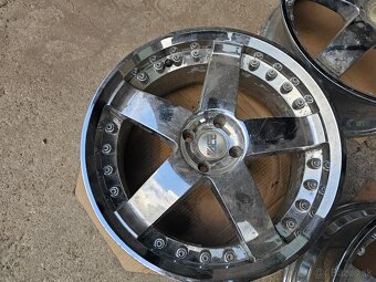4x100 R18 - 3