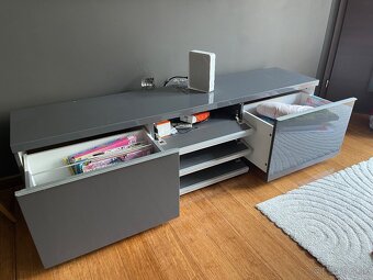 TV Skrinka - 3