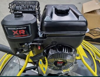 Benzínová stierka na betón FS-PT24 XR 5.0 Briggs&St - 3