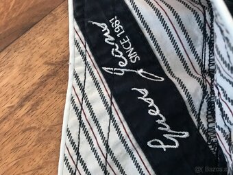GUESS originál black damske kratasy S - 3