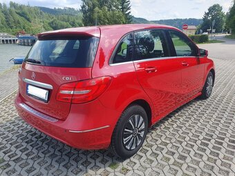Mercedes B 180 - 3