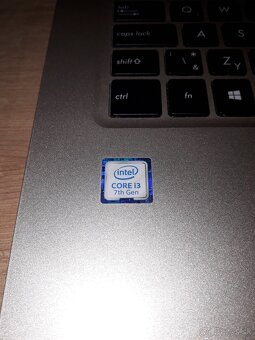 Notebook ASUS VIVOBOOK - 3