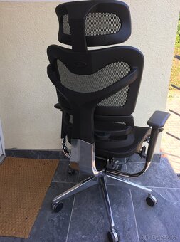 ERGONOMICKÁ KANCELÁRSKA STOLIČKA / KANCELÁRSKE KRESLO - 3