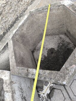 Betónové kvetinače - 3