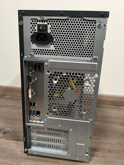 AMD A4 6320 /4GB RAM / SSD - 3