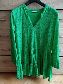 Zelené ažúrové šaty - 3