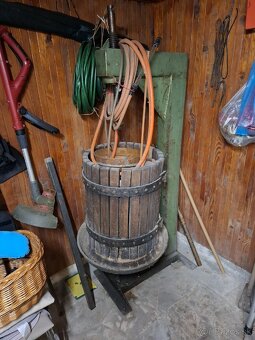 Predám preš na hrozno, veľký. - 3