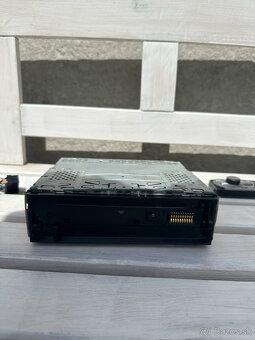Sony CDX-GT610U - 3