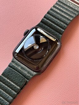 Apple Watch SE Nike 40mm Cellular Black - 3