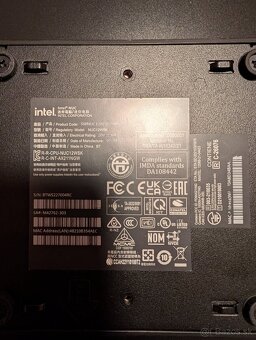 Intel NUC 12 Pro (NUC12WSKi7) - 3