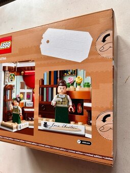 Lego 40766 Pocta knihám Jane Austenovej - 3