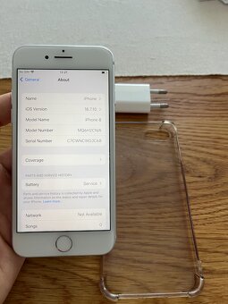 Apple iPhone 8 64GB Silver - 3