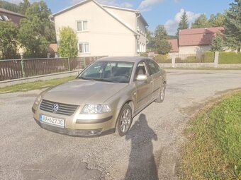 Vw passat 2.3 V5 - 3