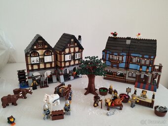 LEGO Castle 10193 Medieval Market Village (s krabicou) - 3
