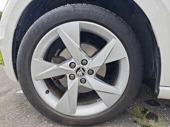 Škoda Scala 1.0 TSI, 85kW, matrix full led svetlá - 3