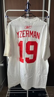 Tricko Steve Yzerman Detroit Red Wings Reebok Face Off - 3