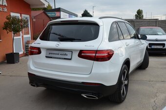 Mercedes-Benz GLC SUV 250 4Matic AMG Night Packet - 3