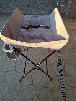 Prebaľovací pult - 3