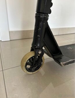 custom freestyle kolobezka - 3